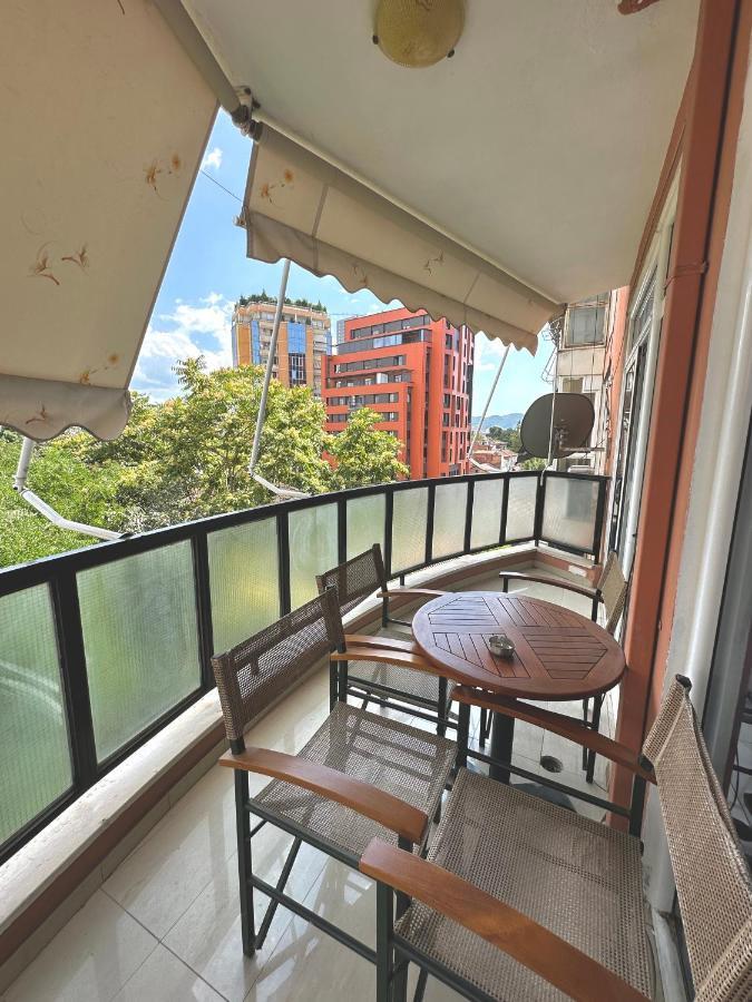 Central Inn Home 地拉那 外观 照片